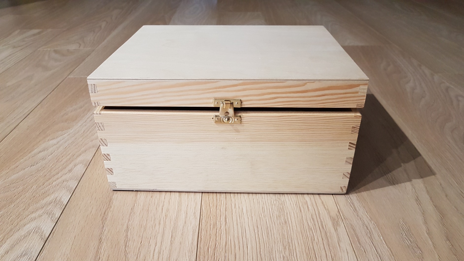 Creative Deco Boîte Bois Brut Couvercle Serrure 29x25x14 cm