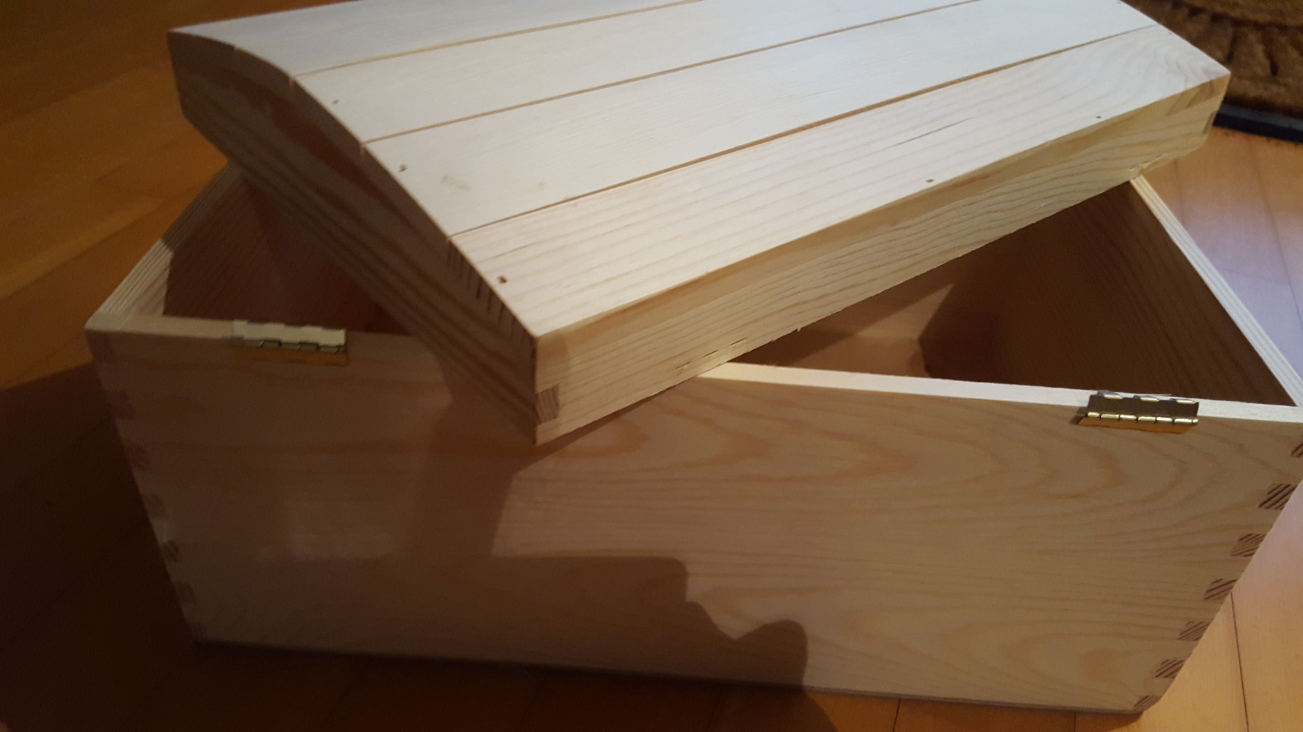 Creative Deco Wood coffre bois brut 34,5x25x19,2 cm