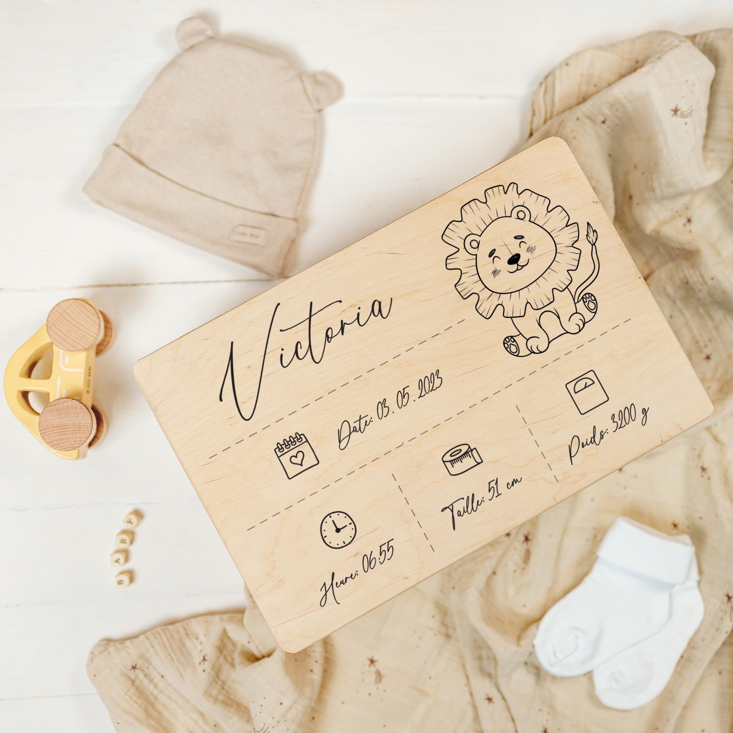 Creative Deco Boîte souvenirs bébé lion bois personnalisée