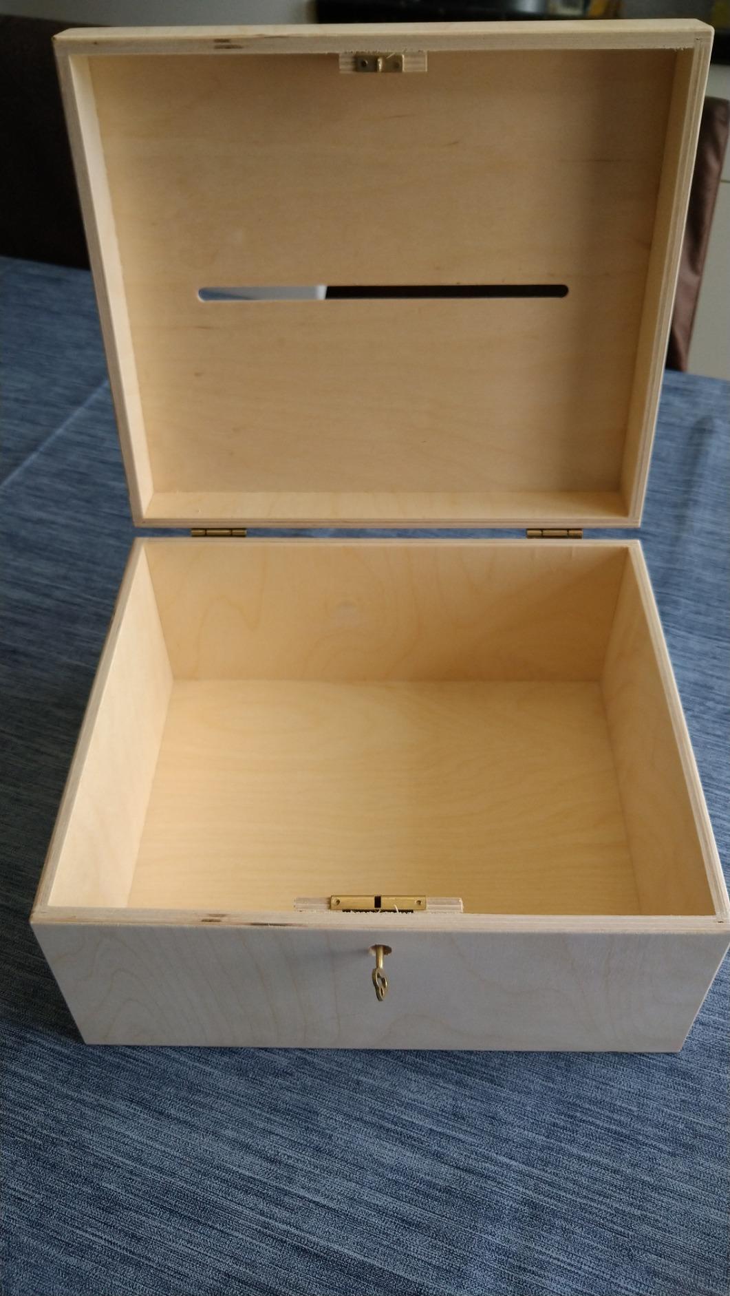 Creative Deco Urne bois 29x25x15 cm couvercle clé naturel