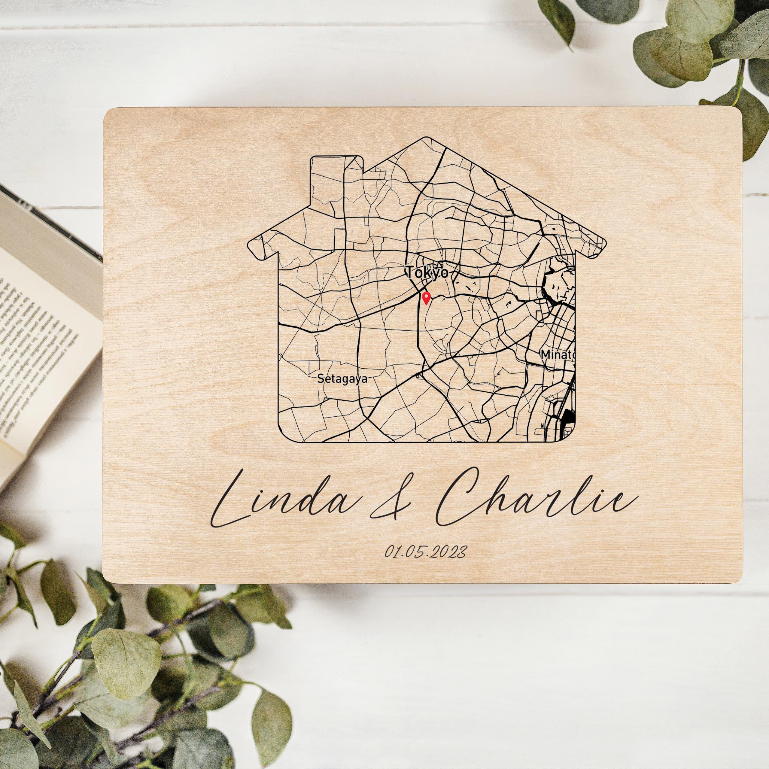 Creative Deco Boîte bois personnalisée Maison 40x30 cm carte coordonnées
